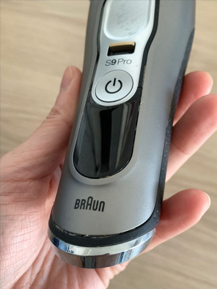 BRAUN 전기면도기 세트 시리즈9 PRO, 세척액 6개 이미지
