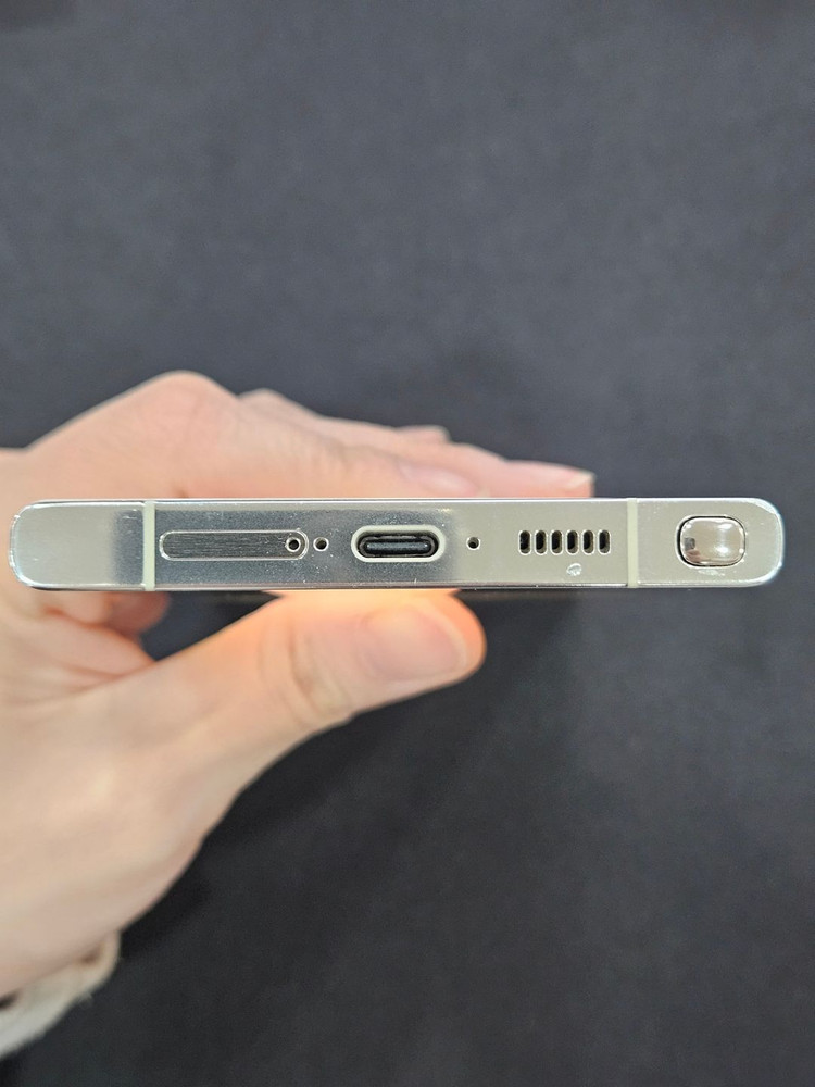 갤럭시S23울트라 512GB 이미지