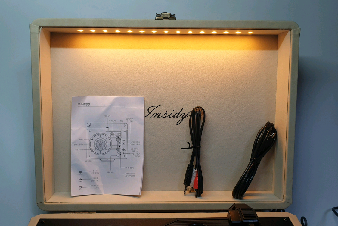 인사이디 휴대용 무드등 무선 LP 턴테이블 블루투스 스피커 IBT-Retro LED 이미지