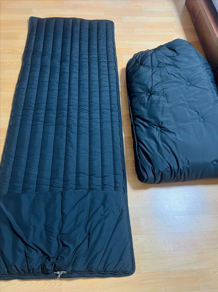 꼼지락 캠핑용 이노베이션 탄소 온열 침낭 미사용 이미지
