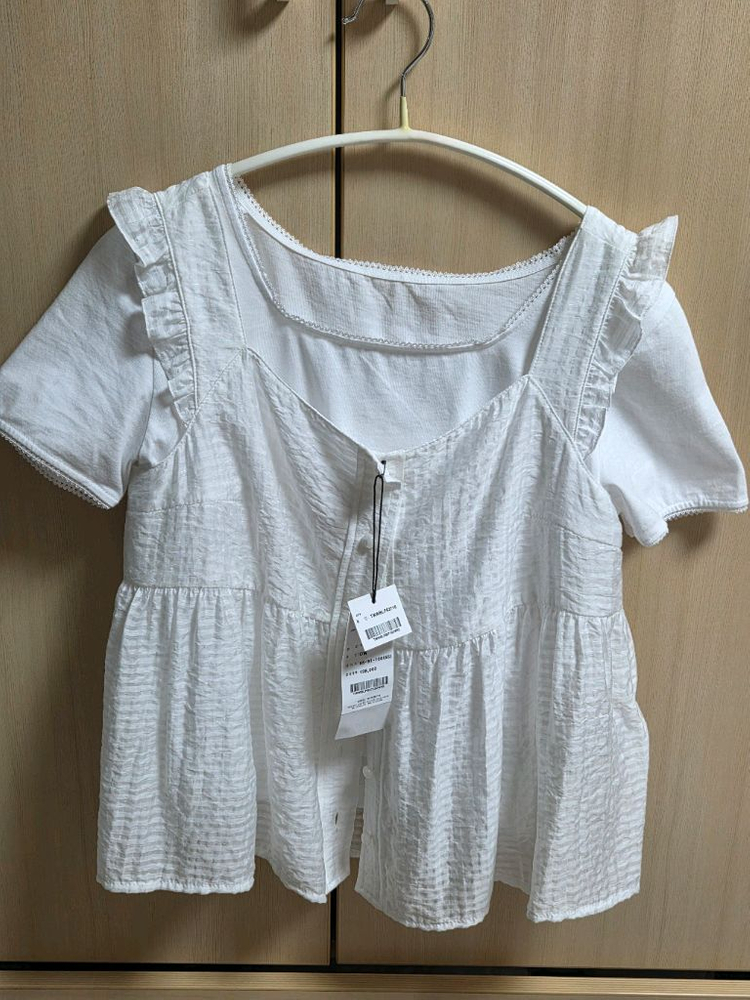 프릴 블라우스 뷔스티에 이미지