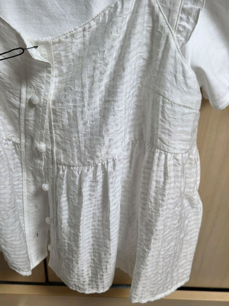 프릴 블라우스 뷔스티에 이미지