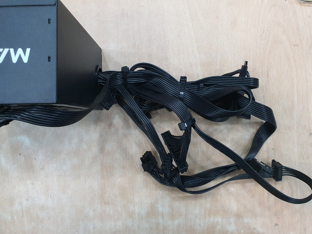 ENERMAX MAXPRO II 600W 파워 서플라이 이미지