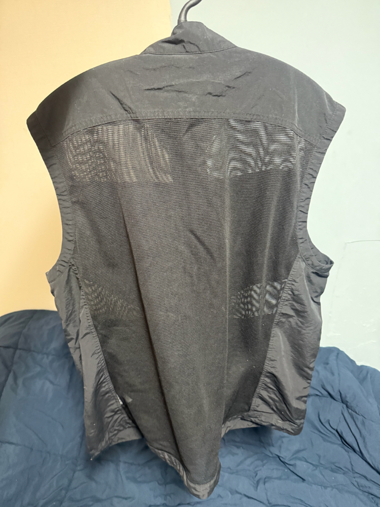 한번입은 노스페이스 망사 메쉬 여름조끼 검정색 조끼 작업조끼 안전조끼 포켓조끼 110 2XL 이미지