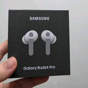 갤럭시 버즈4 프로 미개봉 새상품 화이트 이미지