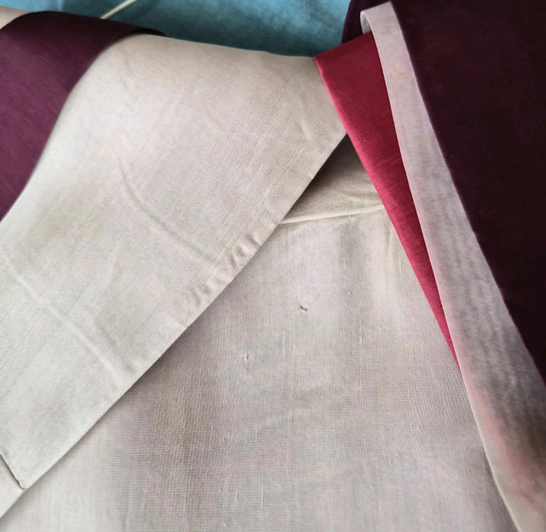 여성 한복 세트 (저고리, 치마, 숄) 66~77 이미지