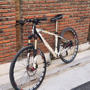 첼로 크로노 카본 mtb 이미지