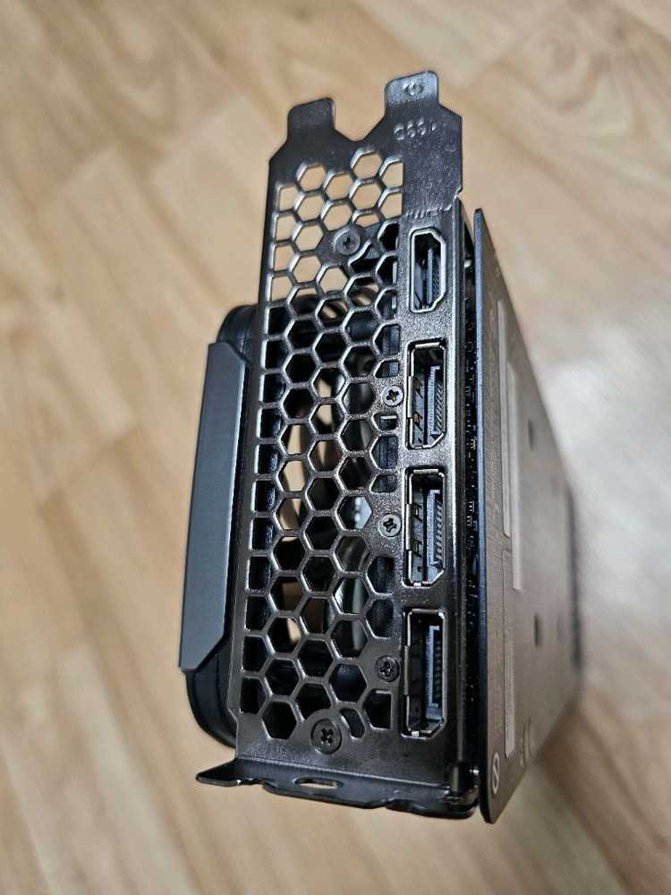A급 ) 이엠텍 RTX 3070TI Black Edition 8GB 이미지
