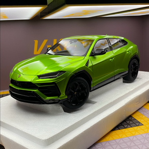 1:18 오토아트 우루스 그린 다이캐스트 (컴포짓) 이미지