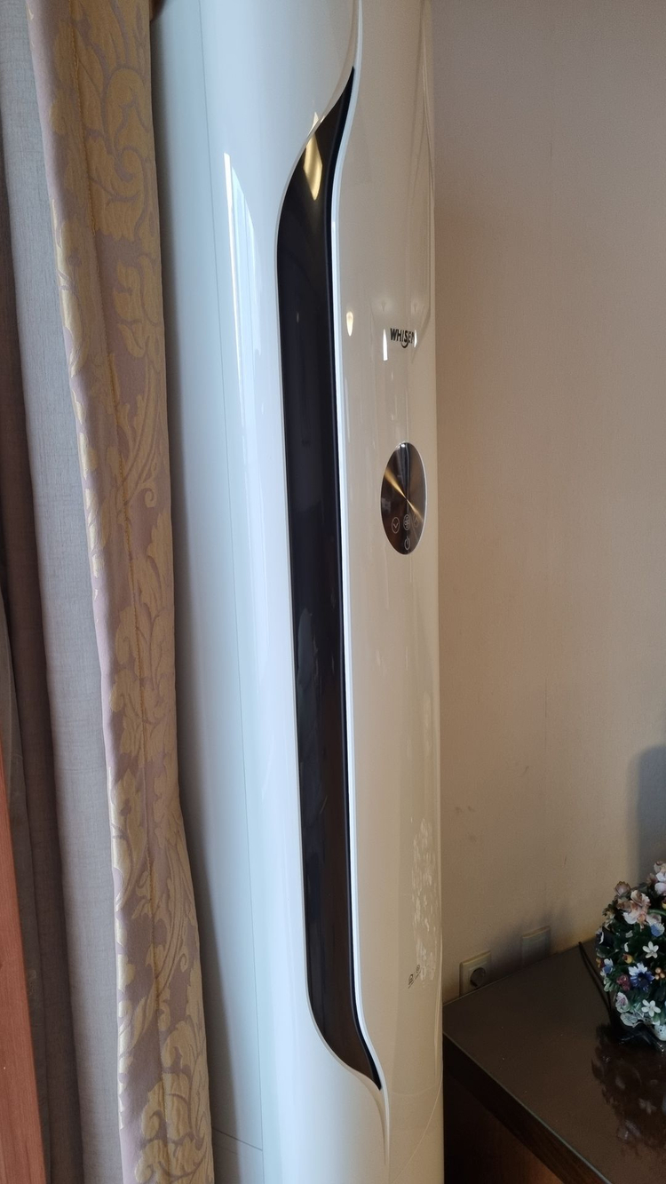 LG 휘센 오브제 스탠드 에어컨 및 실외기 이미지