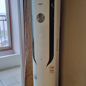 LG 휘센 오브제 스탠드 에어컨 및 실외기 이미지