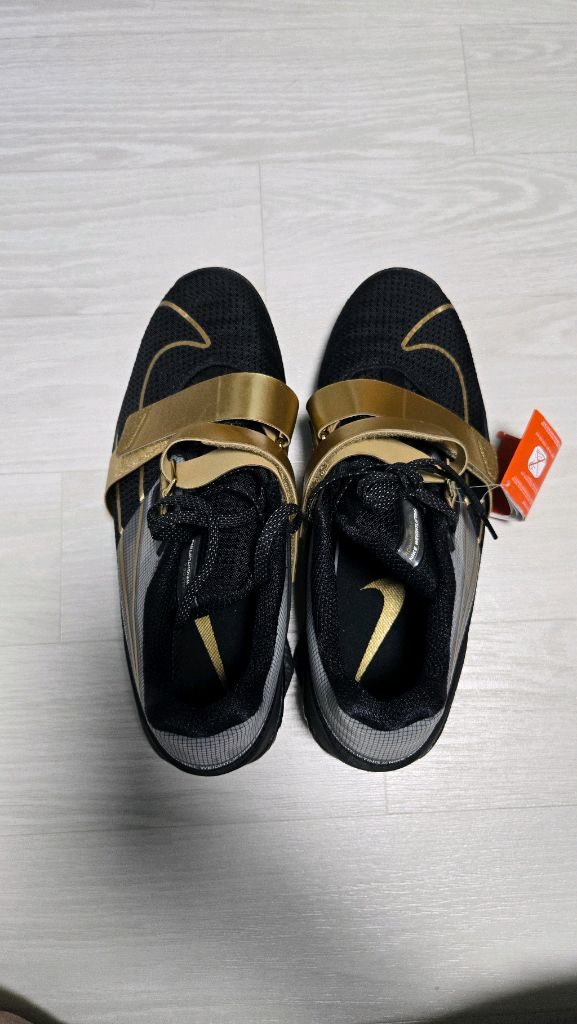 나이키 로말레오4 역도화 헬스화 트레이너화 305mm 판매합니다 왕발 빅사이즈 이미지