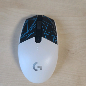 미사용 로지텍 G304 KDA 무선 마우스 이미지