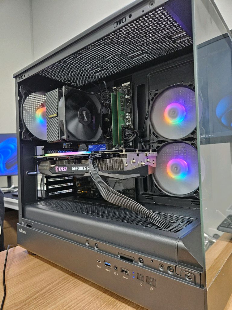 라이젠7 5700X RTX 3070ti 데스크탑 팝니다 이미지