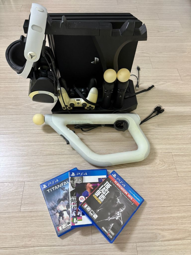 플스4 PS4 Pro 1TB + VR(2세대 3번세트) 풀박스 판매 합니다 이미지