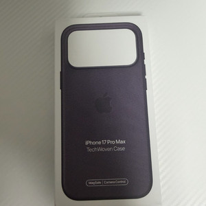 아이폰17 프로맥스 테크우븐 케이스 이미지