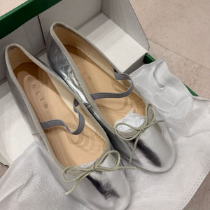 꺌랑 발레리나 플랫슈즈 240(새상품) 이미지