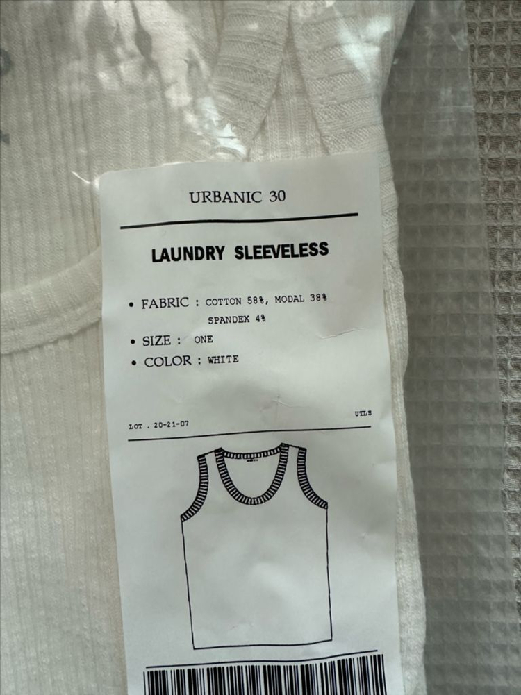 얼바닉30 laundry sleeveles 슬리브리스 나시(화이트) 이미지