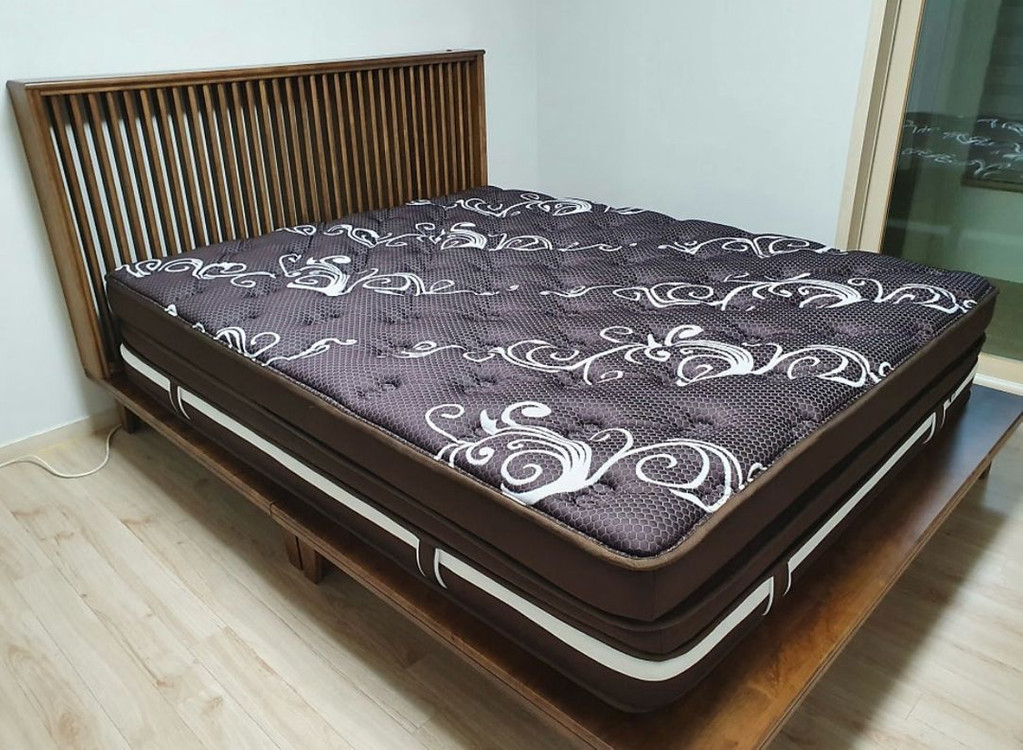 원목 침대프레임 킹사이즈(퀸도 가능) 이미지