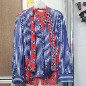 산드로 브루넬라 블라우스 이미지