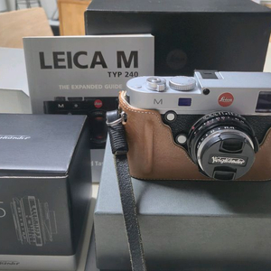라이카 m240 준신품급+보이그랜더 35mm f2.5 풀박스 이미지