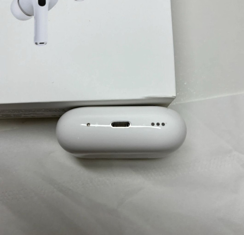 에어팟 프로2세대 풀박스 판매합니다. 이미지
