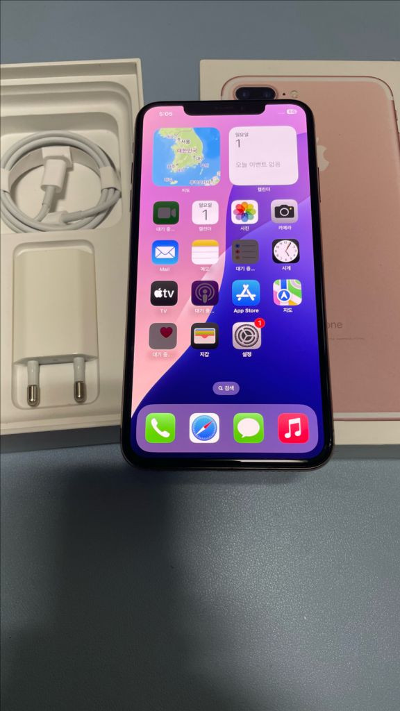 아이폰xs max ,256기가,정품 스마트배터리 케이스 포함인스타 감성 사진찍기 좋음모든기능 정상배터리 71프로상태 이미지