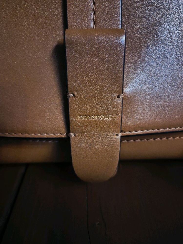 빈폴 가죽 크로스백 이미지