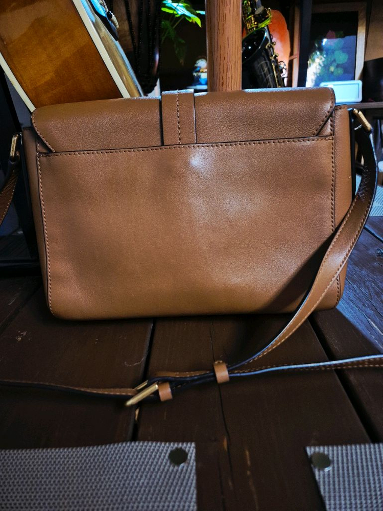 빈폴 가죽 크로스백 이미지