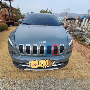 지프 체로키 이미지