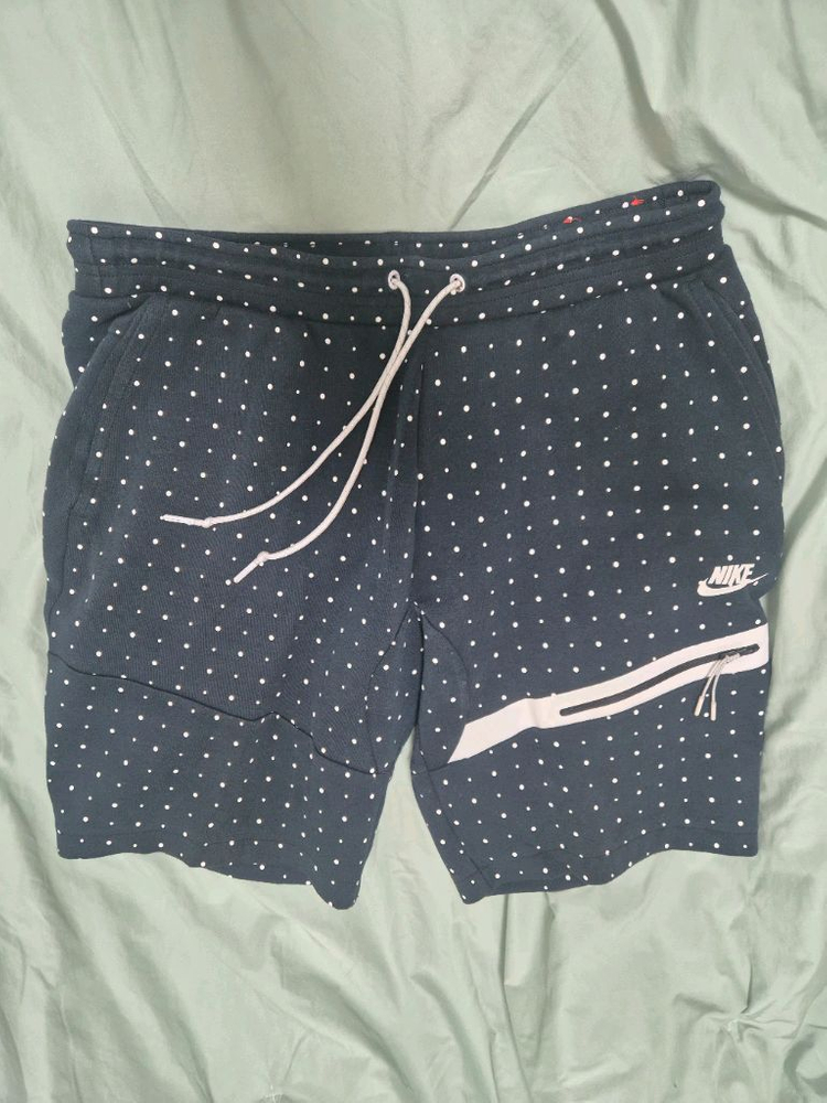 나이키 테크팩 도트무뉘 반바지!최상품!휘귀탬!한정판! 이미지