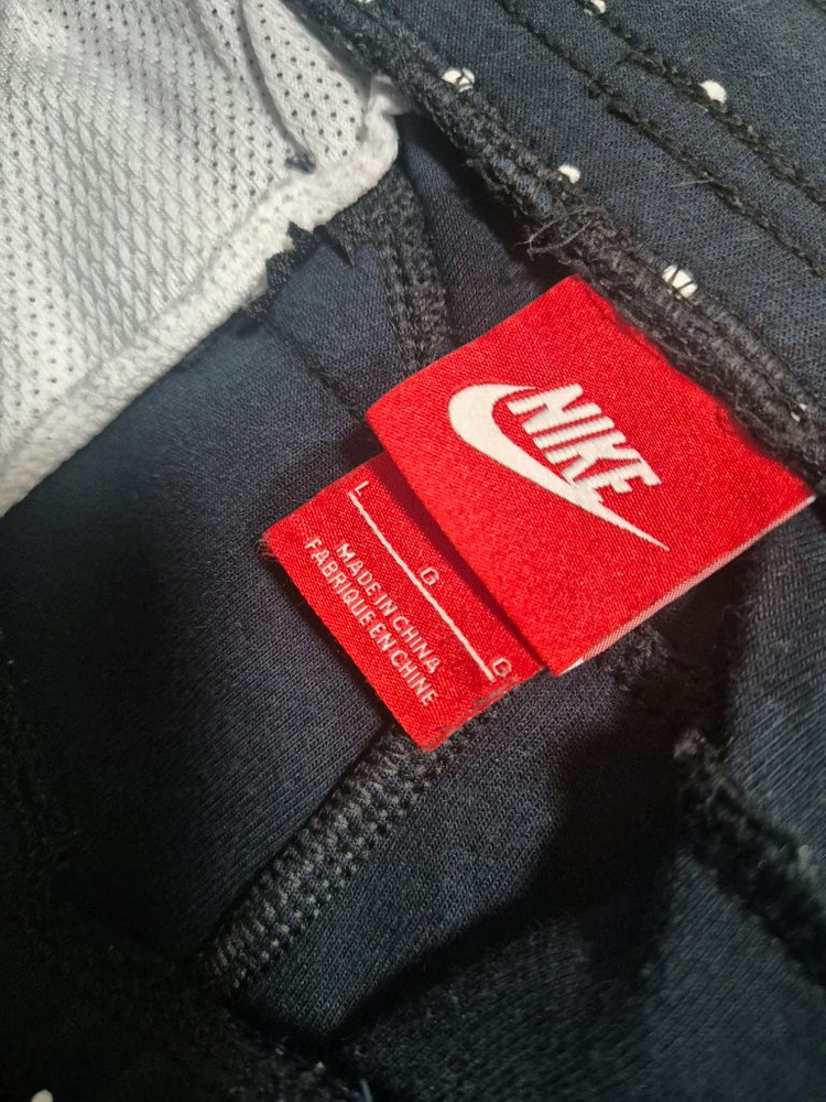 나이키 테크팩 도트무뉘 반바지!최상품!휘귀탬!한정판! 이미지