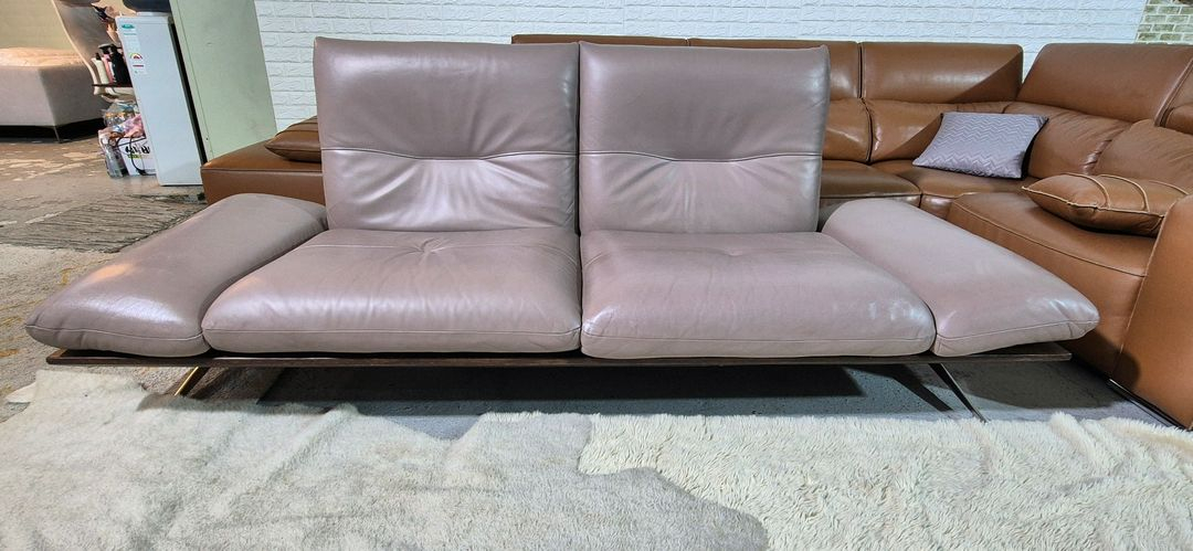 한샘 바흐801 이태리 마스트로또 천연 통가죽 3인 소파 이미지