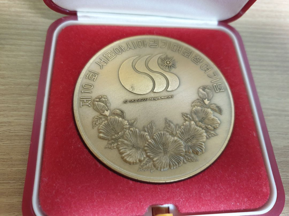 88서울 올림픽 기념배지 3종셋트 /화폐/장식품 이미지