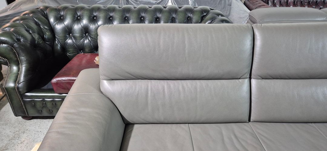 자코모 쿠시 슈렁큰 천연 통가죽 4인 소파 이미지