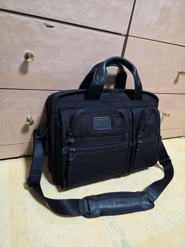 투미 정품 티패스 랩탑 브리프케이스 이미지