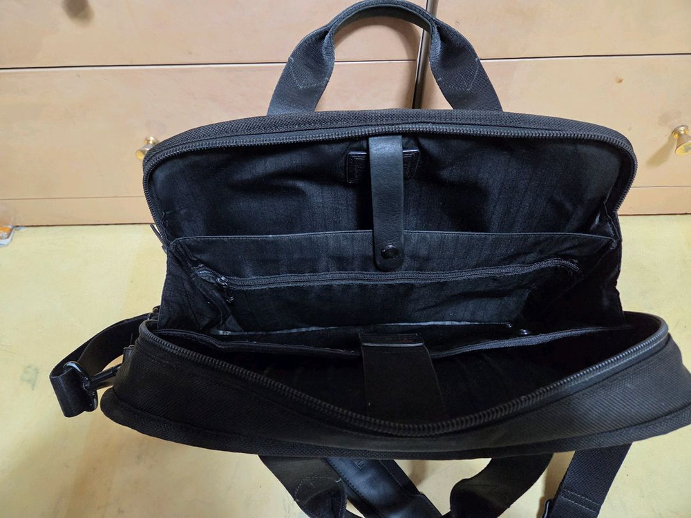 투미 정품 티패스 랩탑 브리프케이스 이미지