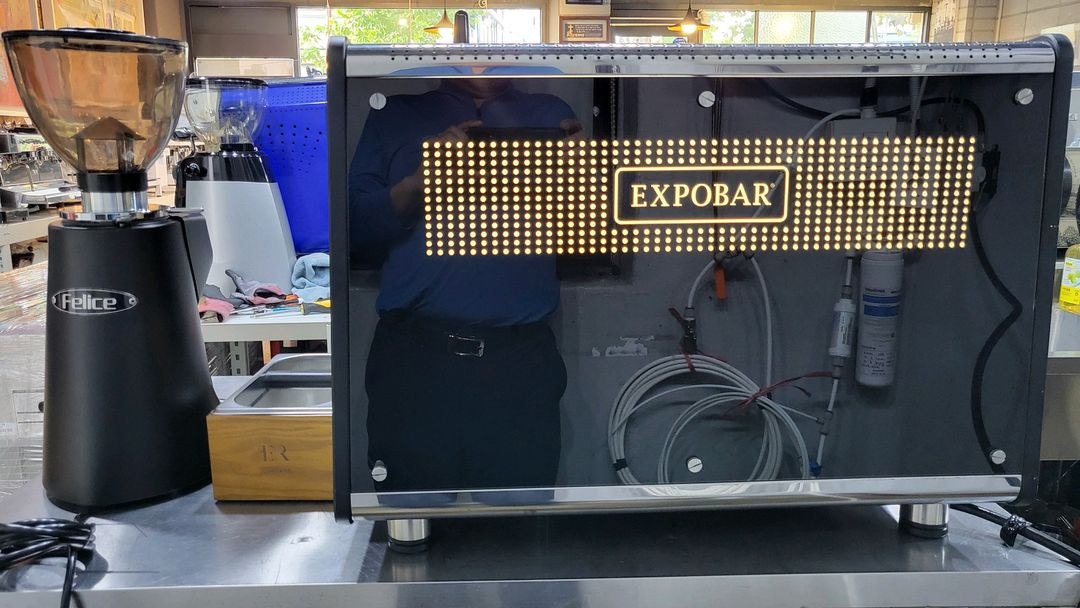 엑스포바크렘 오닉스프로 커피머신 펠리체 자동 그라인더 포함 이미지