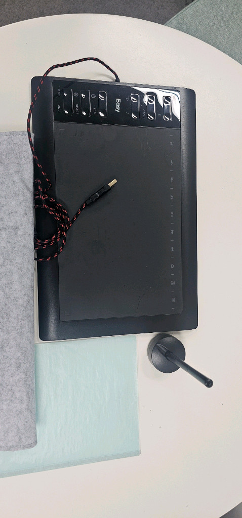 이지드로잉 1060 Plus 그래픽 태블릿 디자인 패드 판매합니다 이미지