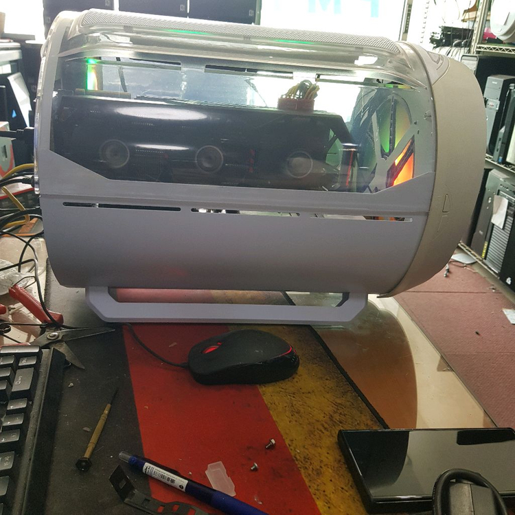 인텔 i5-10400F RTX 2080 SUPER 데스크탑 이미지