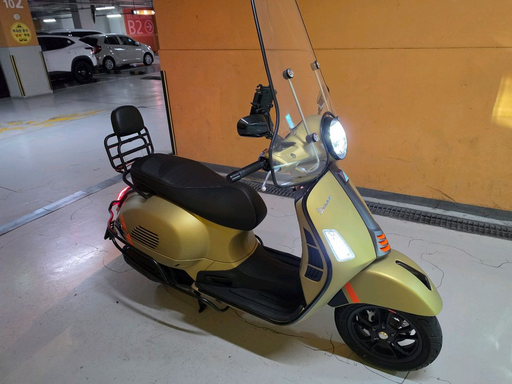 2024년식 베스파 gts125 슈퍼스포츠 이미지