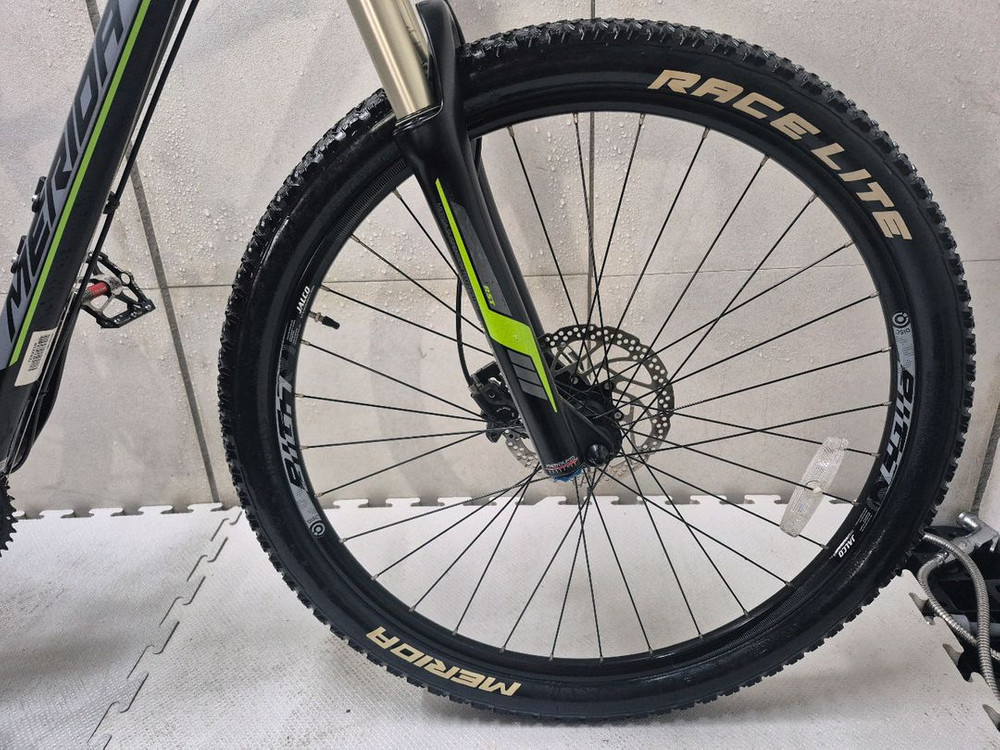 메리다 빅세븐 500 MTB 자전거 이미지