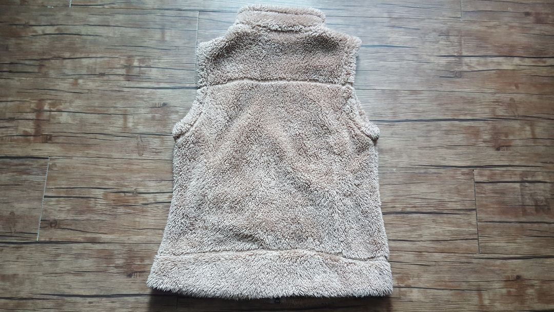 여성 55 66 퍼 베스트 털 조끼 블랙 레드 이미지