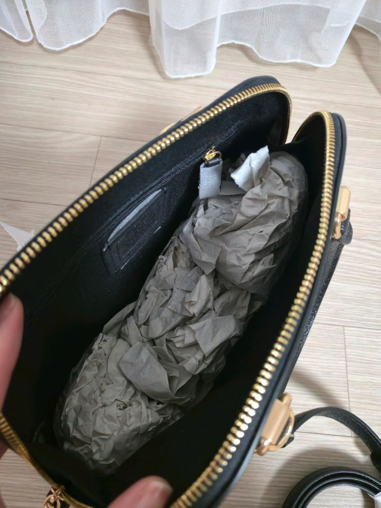 코치샤첼백 새거 이미지
