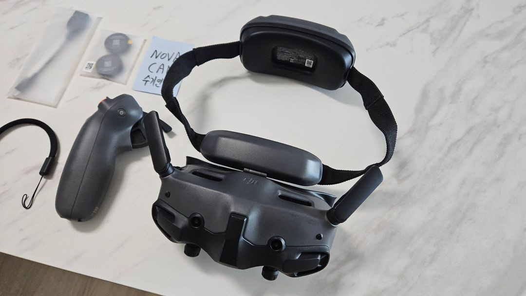 Dji 고글3 & 모션3 세트 팝니다 (에어3,미니4프로,네오1,네오2,아바타360,아바타2,O3,O4 Unit) 이미지