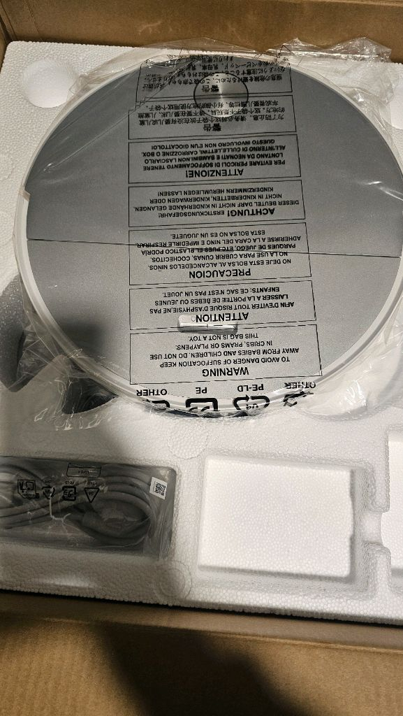 로보락 S10 MaxV Ultra 로봇청소기 재포장 새상품 이미지