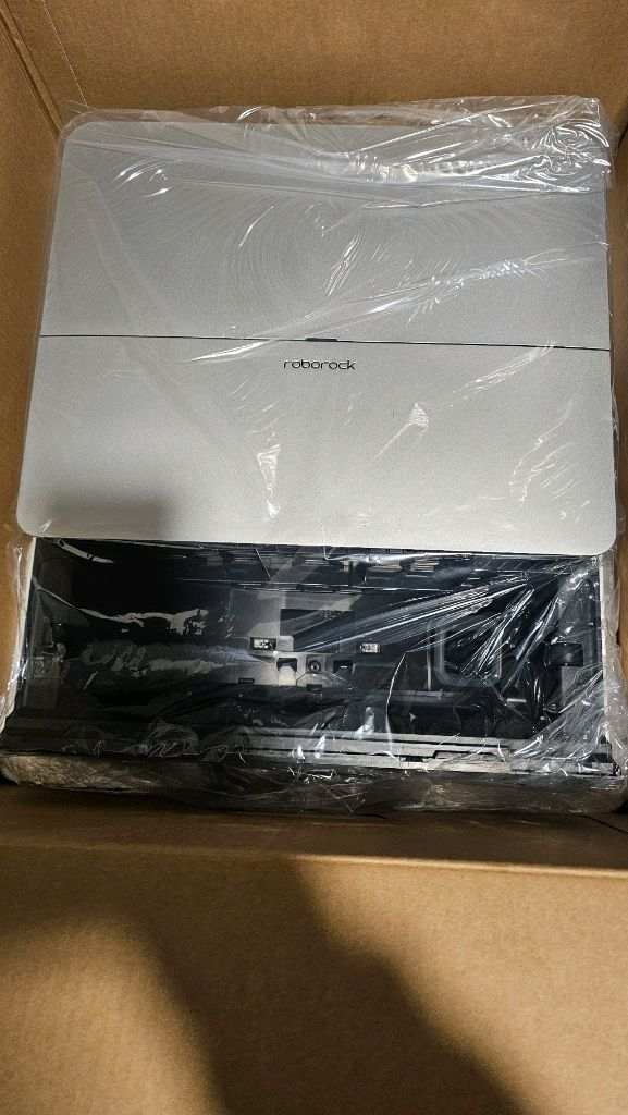 로보락 S10 MaxV Ultra 로봇청소기 재포장 새상품 이미지