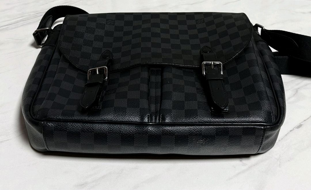 [A급/정품]루이비통 다미에 크로스백 블랙 이미지