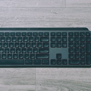 로지텍 MX Keys + MX Master3 콤보 이미지