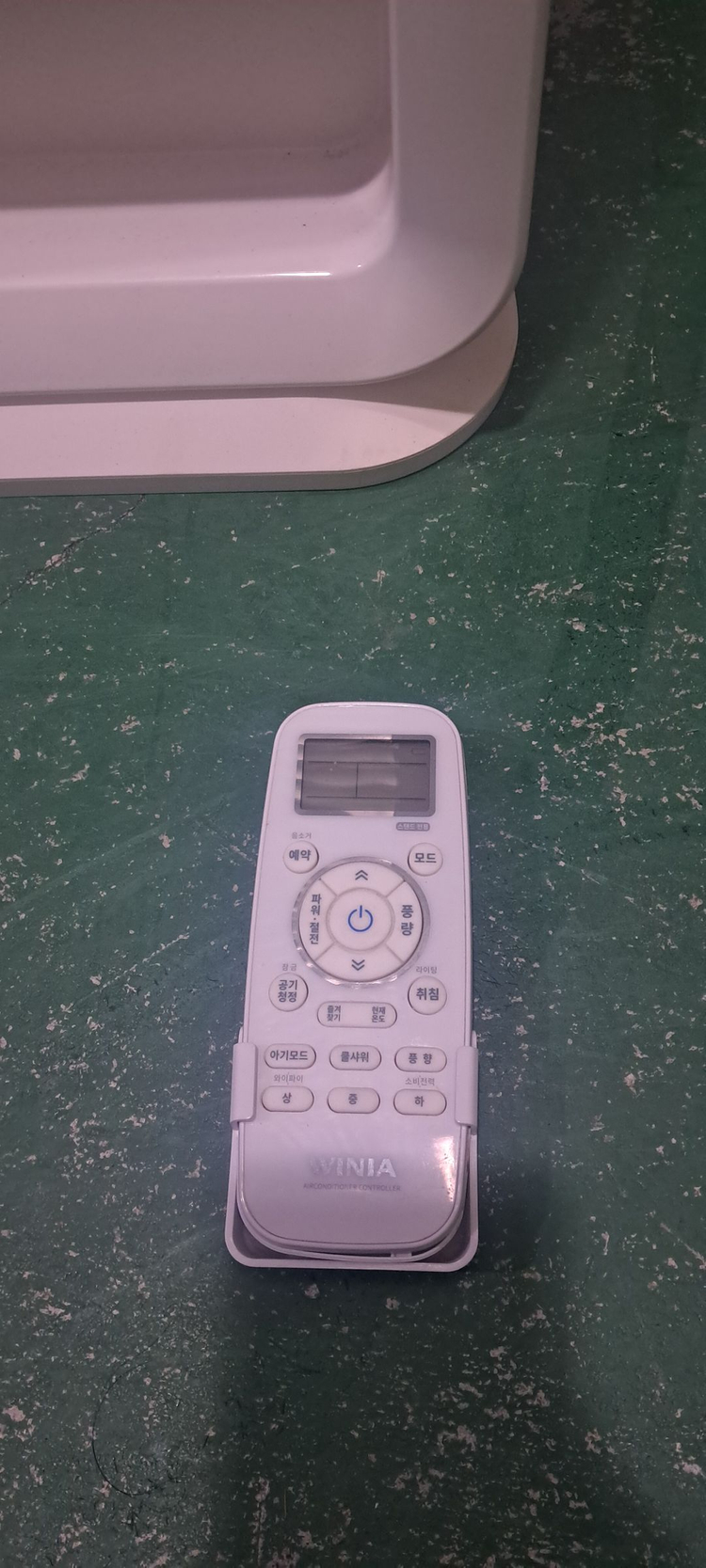 3394 위니아 16평 스탠드에어컨(화이트+인버터) 이미지